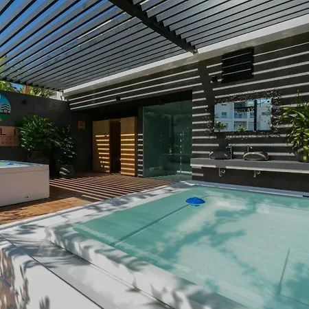 2 Bedroom Bali With Sea Views Torrevieja
