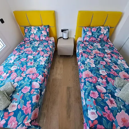 2 Bedroom Bali With Sea Views Apartment Torrevieja