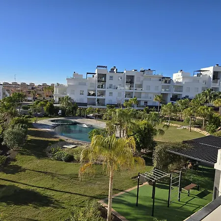 Apartment 2 Bedroom Bali With Sea Views *