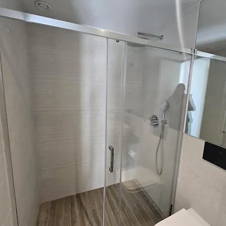 2 Bedroom Bali With Sea Views Apartment Torrevieja